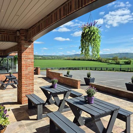 The White Horse Lodge Hotel 서스크 외부 사진