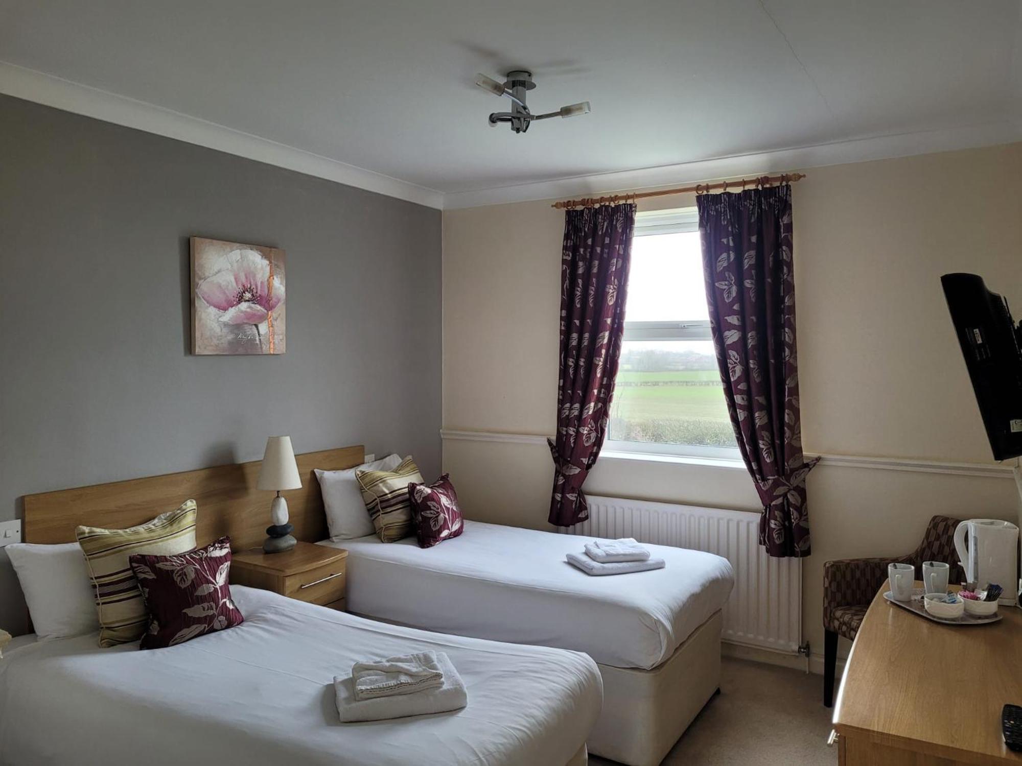 The White Horse Lodge Hotel 서스크 외부 사진