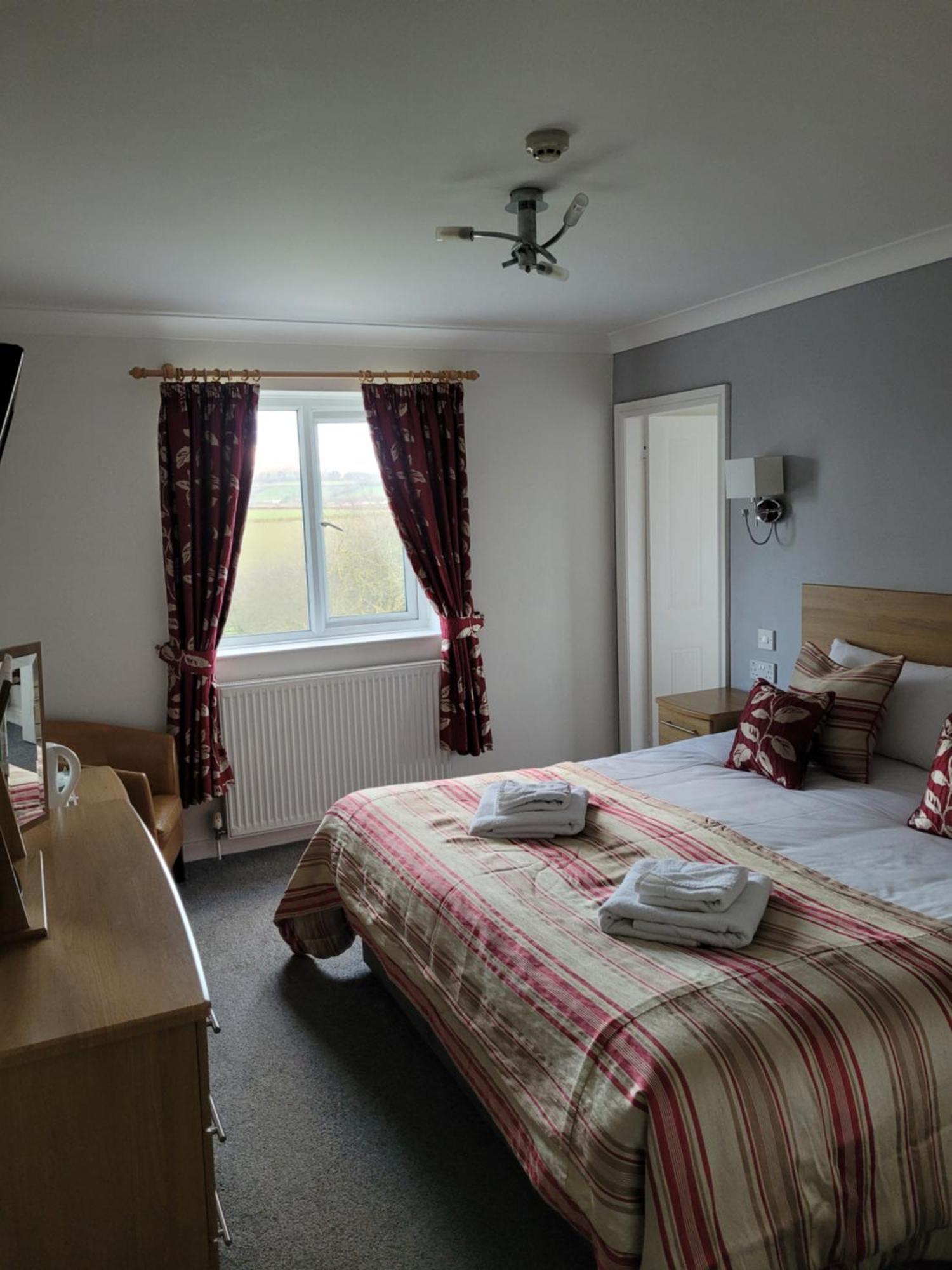 The White Horse Lodge Hotel 서스크 외부 사진