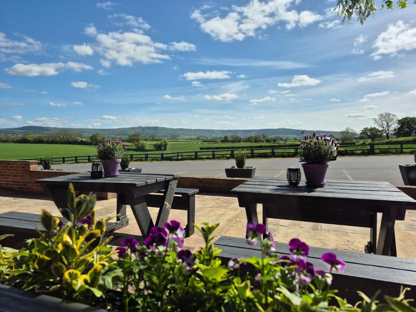 The White Horse Lodge Hotel 서스크 외부 사진